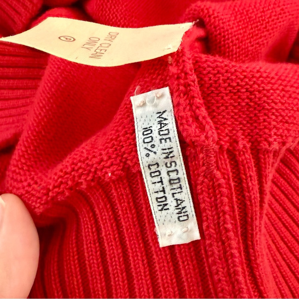 Chanel Sweater - Picture 6 of 6
